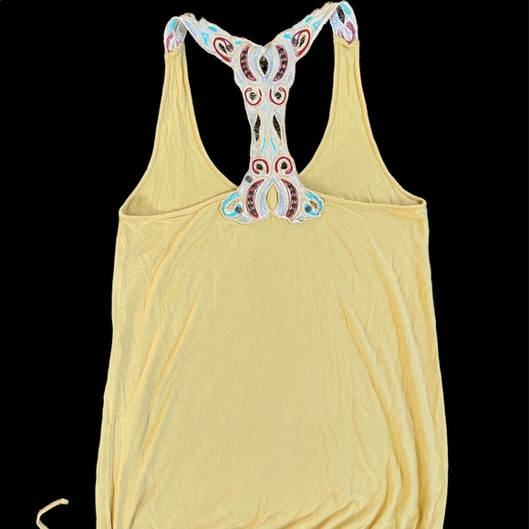 ✨5 for $15✨ American Rag tank top - Picture 2 of 2